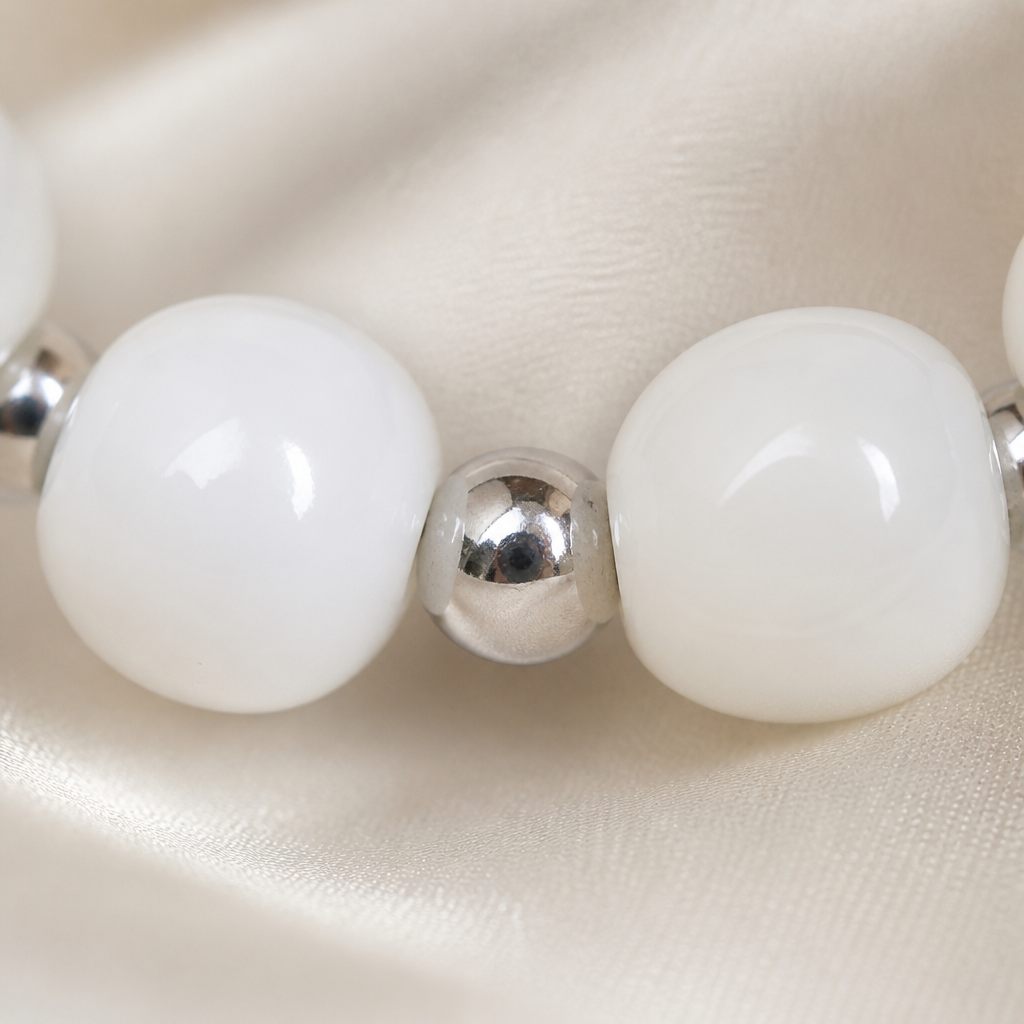 Bracciale a molla Perla e cristallo, bianco, argento, trasparente, foto 3 di 4